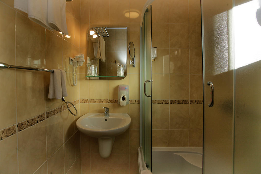 Hotel Ellena Herceg Novi Oda fotoğraf