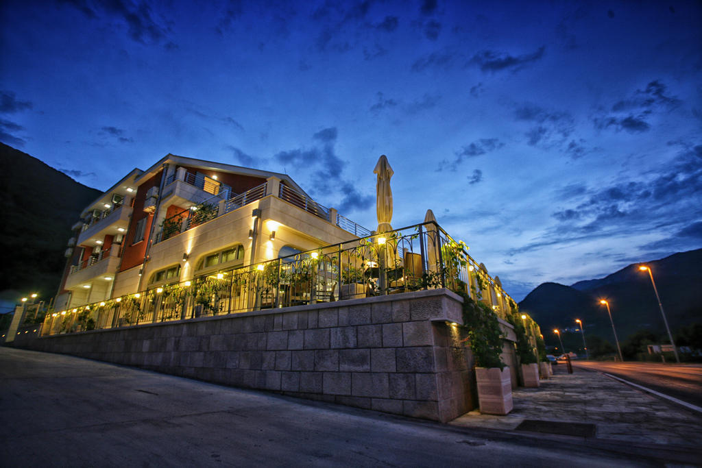 Hotel Ellena Herceg Novi Dış mekan fotoğraf